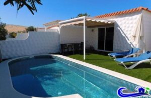 Bungalow mit Privatpool und schöner Terrasse in Costa Calma