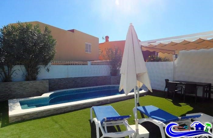 Bungalow with Private Pool and Lovely Terrace in Costa Calma